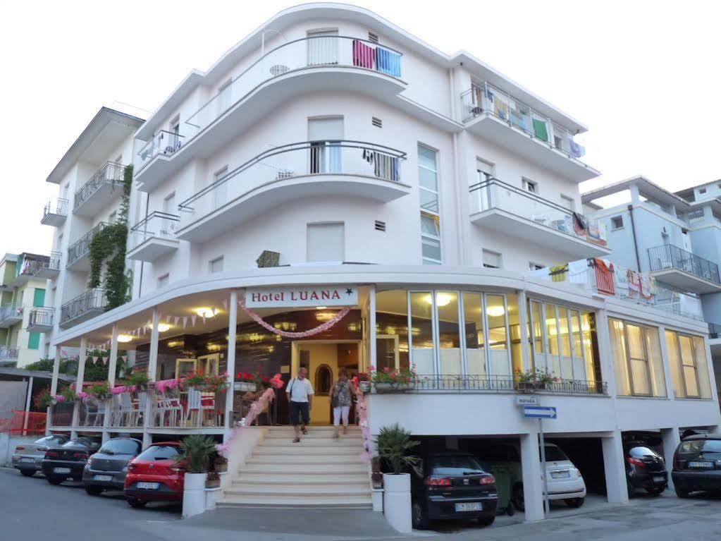 Hotel Luana Римини Экстерьер фото